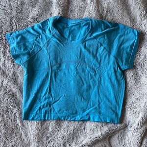 Lululemon Blue Short Sleeve Athletic Crop Top